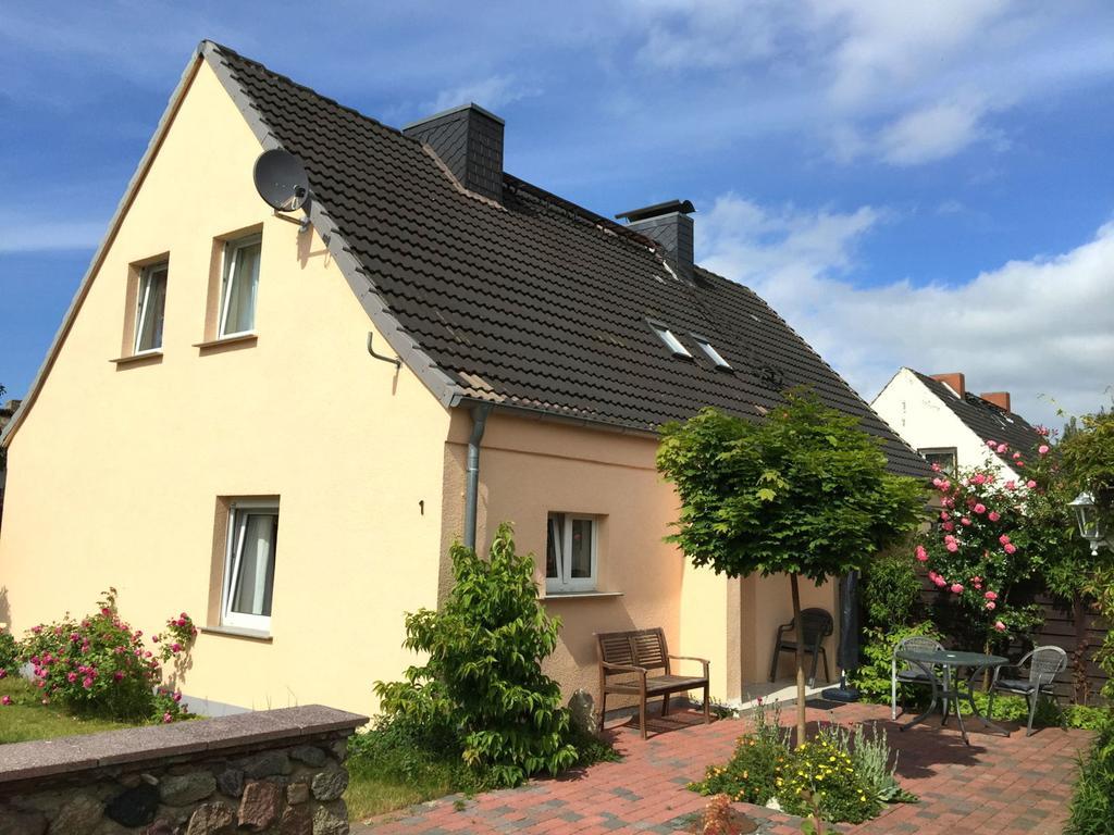 Ferienhaus In Bartelshagen II Villa Hessenburg Kültér fotó